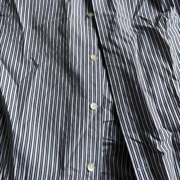 Express Button Up - Picture 4 of 4